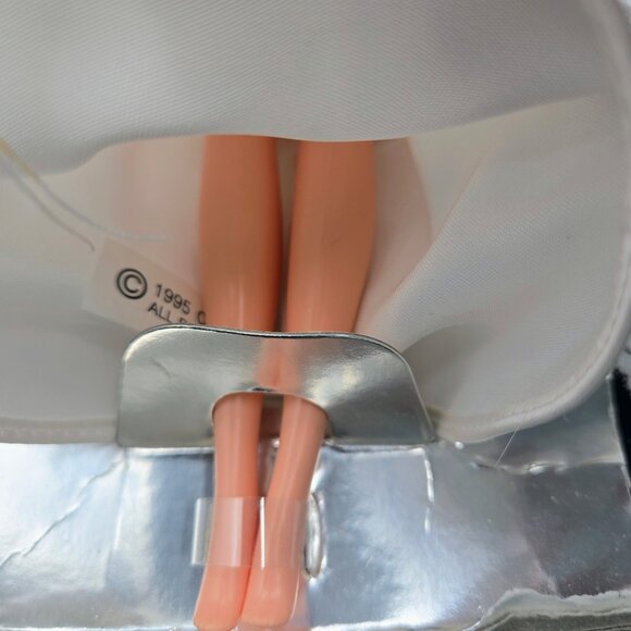 Barbie Doll As Eliza Doolittle In My Fair Lady At Ascot Debut 1995 Vintage Matte - Picture 10 of 11